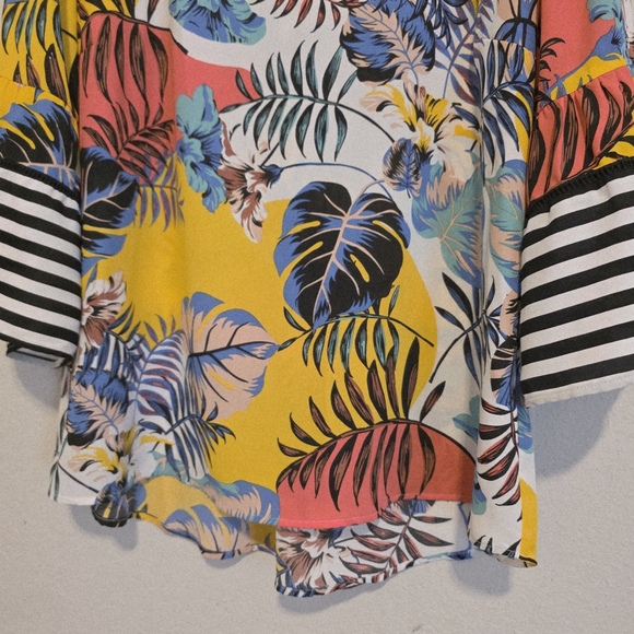 Valerie Stevens Tropical Blouse Top Bell Sleeves Resort Vacation Women's XL - Picture 5 of 12
